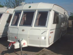 Caravan Photo